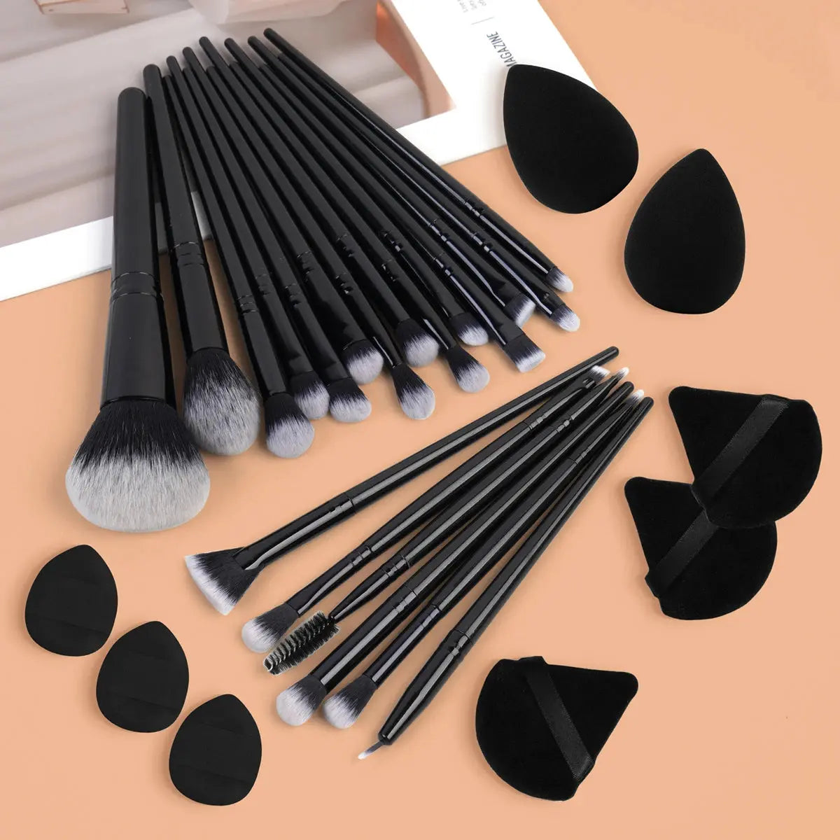 29pcs Makeup Tool Kit – 20 Brushes + 9 Sponges & Puffs SMARTGLO COLLECTIONS Beauty Unique 12.28 SMARTGLO COLLECTIONS Black